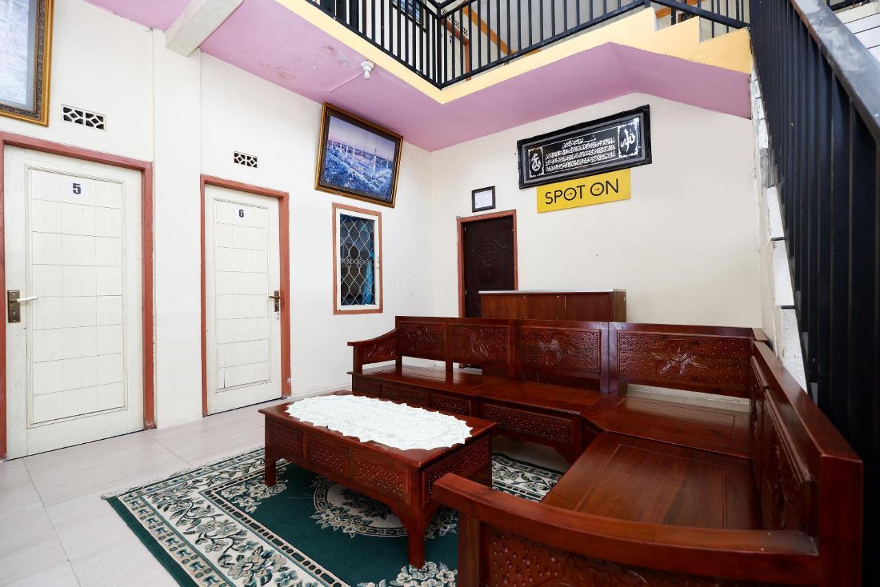 Spot On 2112 Homestay Lestari Dieng Syariah Diyeng Kültér fotó